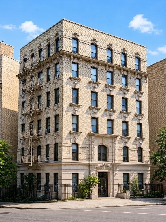 550 Riverside Drive - Photo 11