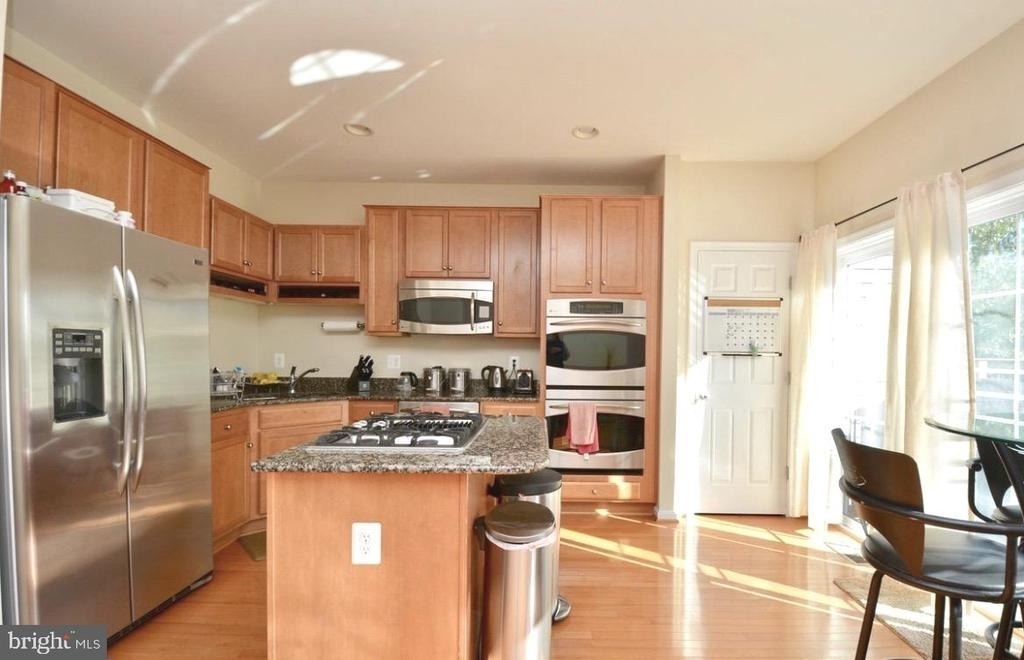 2454 Battery Hill Circle - Photo 2