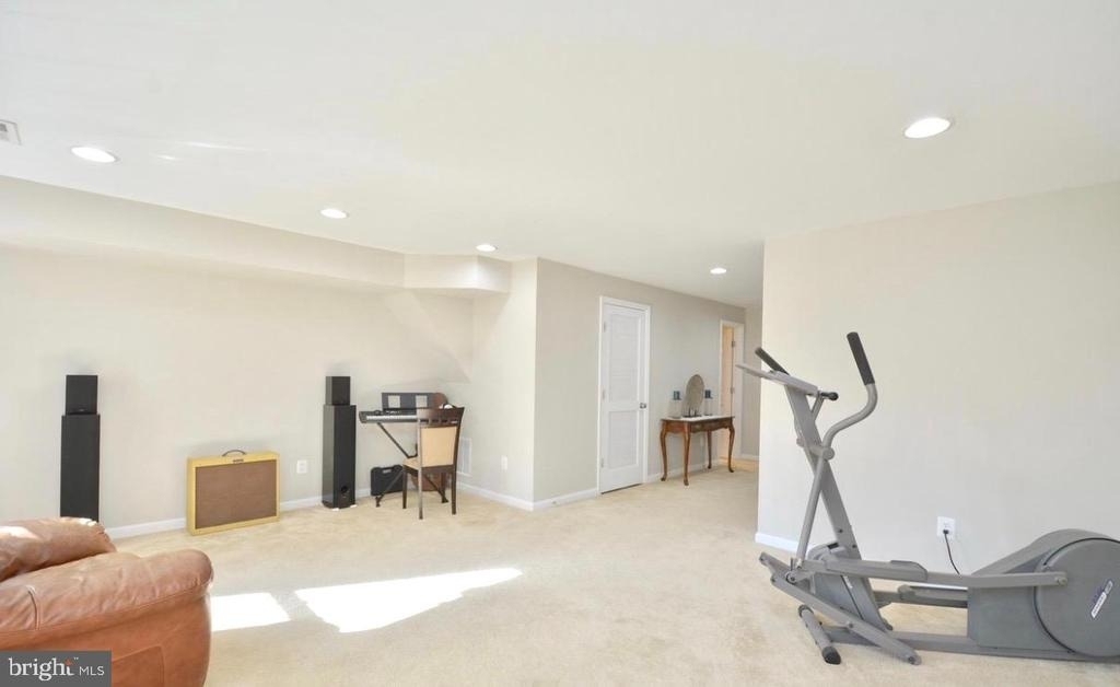 2454 Battery Hill Circle - Photo 11