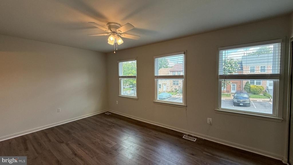 2015 Mayflower Drive - Photo 6