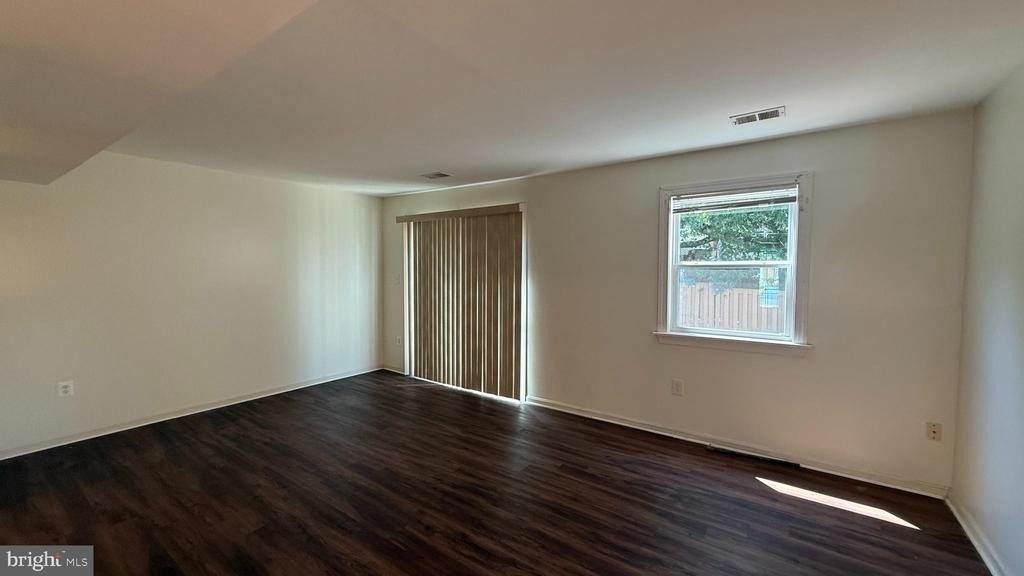 2015 Mayflower Drive - Photo 4