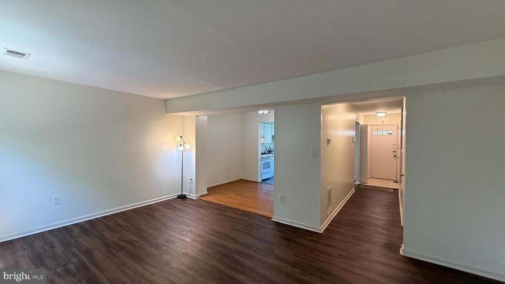 2015 Mayflower Drive - Photo 5