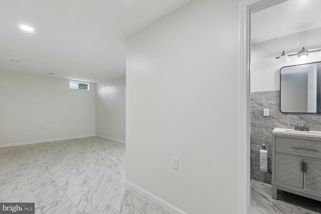 3504 Lacrosse Court - Photo 48