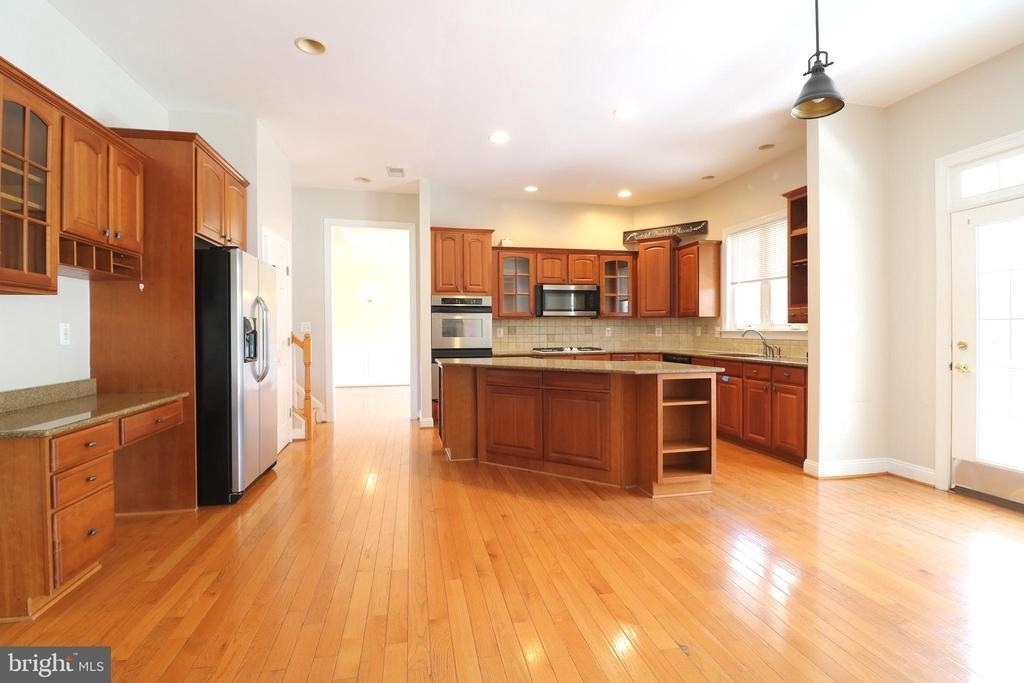 22078 Vantage Pointe Place - Photo 9