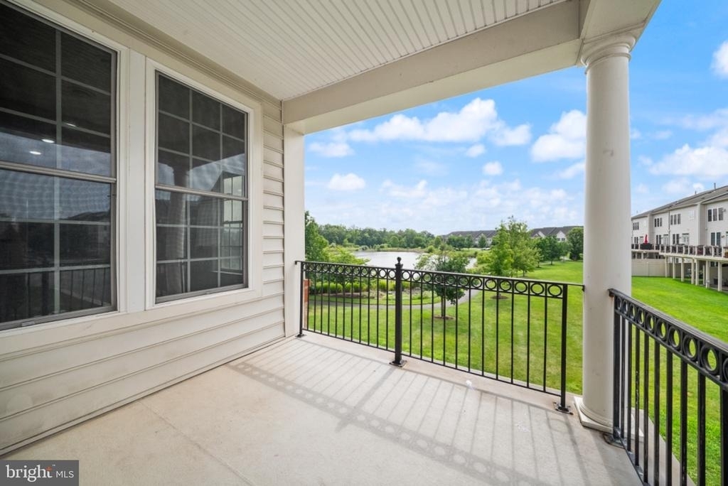42532 Rowderbury Square - Photo 26