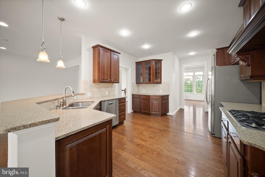 42532 Rowderbury Square - Photo 20