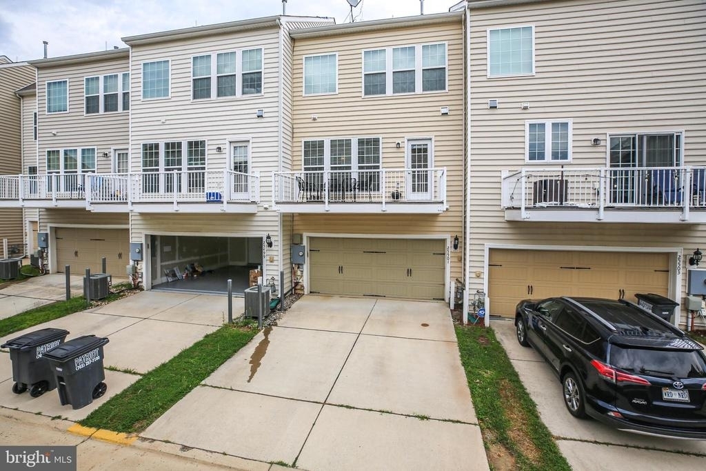 25501 Amber Gate Terrace - Photo 1