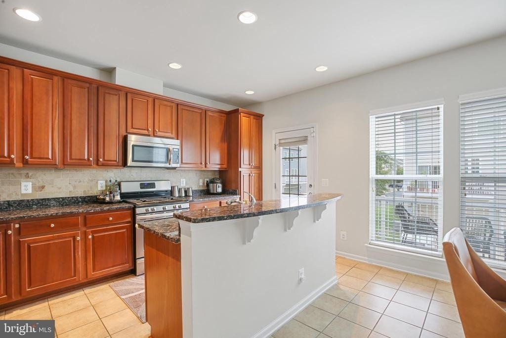 25501 Amber Gate Terrace - Photo 6
