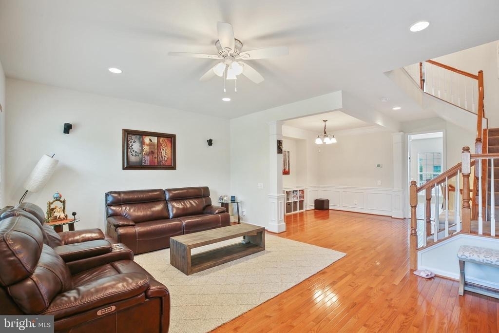 25501 Amber Gate Terrace - Photo 10