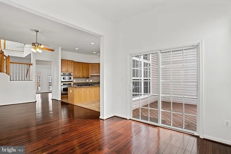 24689 Siltstone Square - Photo 9