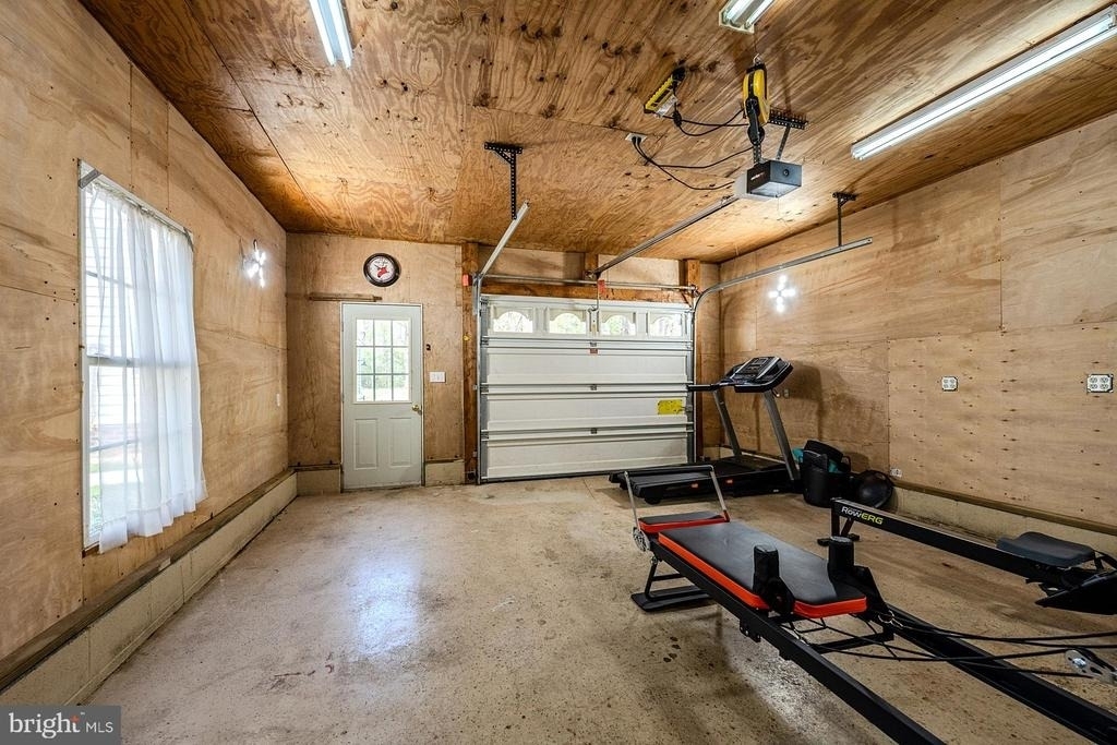 18224 Green Boulevard - Photo 36