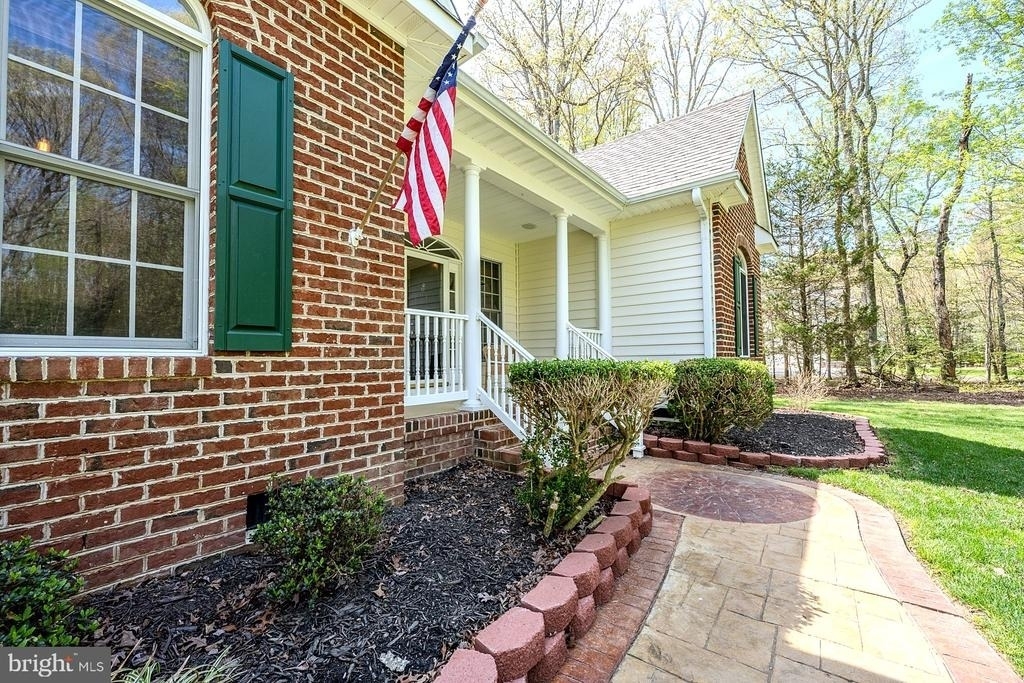 18224 Green Boulevard - Photo 12