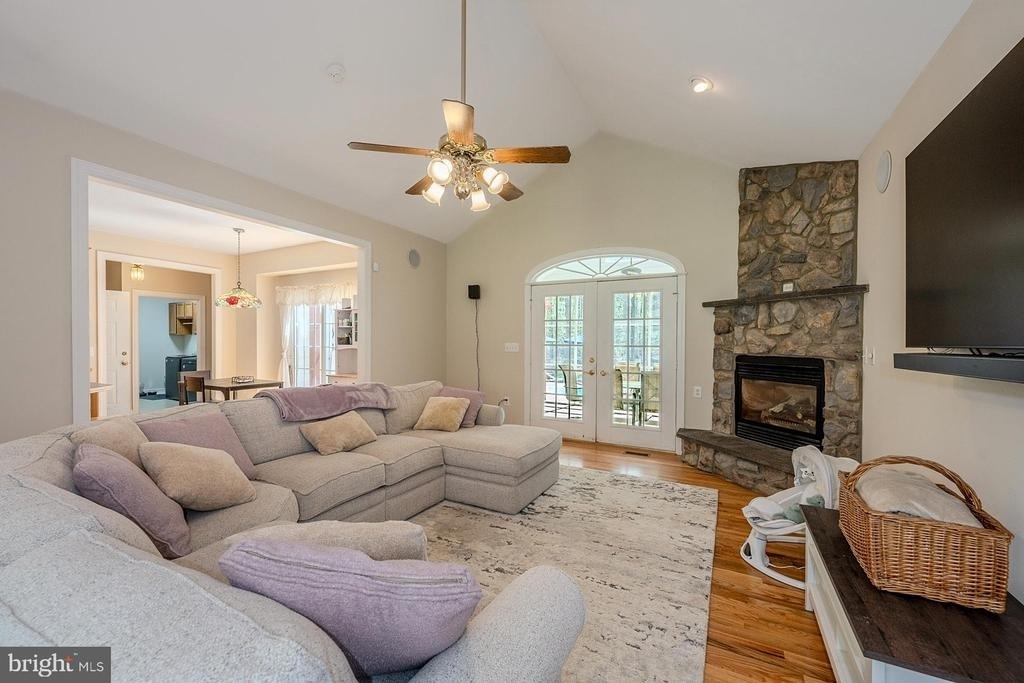 18224 Green Boulevard - Photo 14