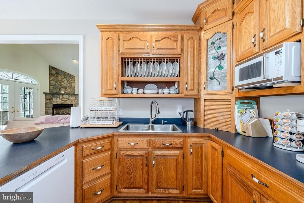 18224 Green Boulevard - Photo 16