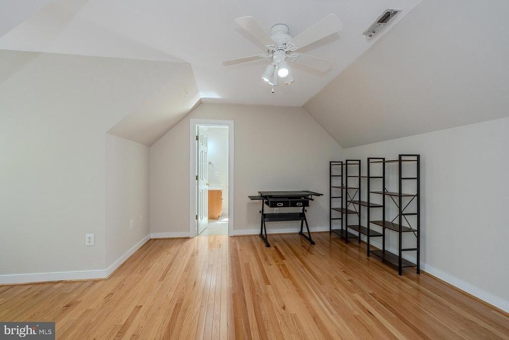 18224 Green Boulevard - Photo 29