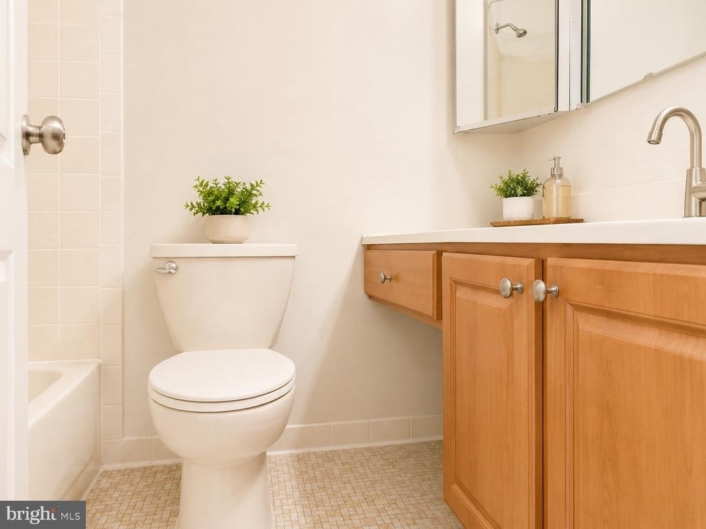 8425 Blevins Way Court - Photo 11