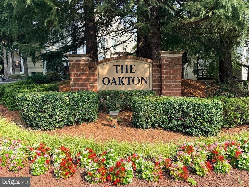10050 Oakton Terrace Road - Photo 26