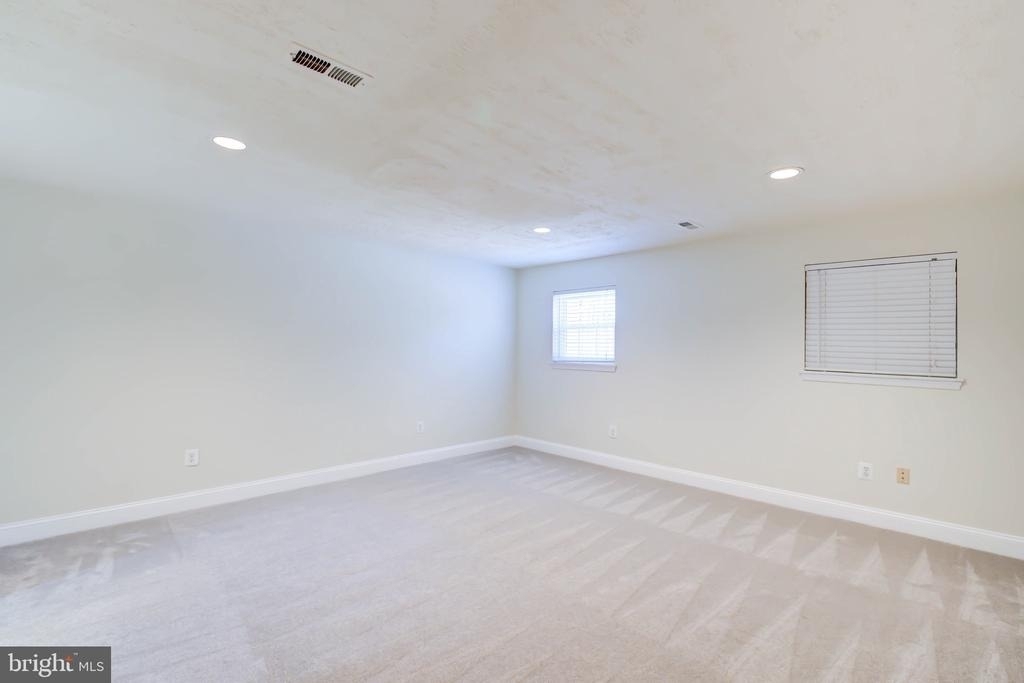 14536 Castleford Court - Photo 34