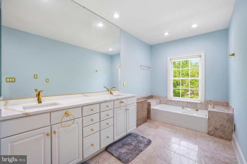 2026 Mayfair Mclean Court - Photo 34