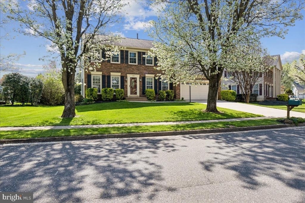 13511 Fallen Oak Court - Photo 2