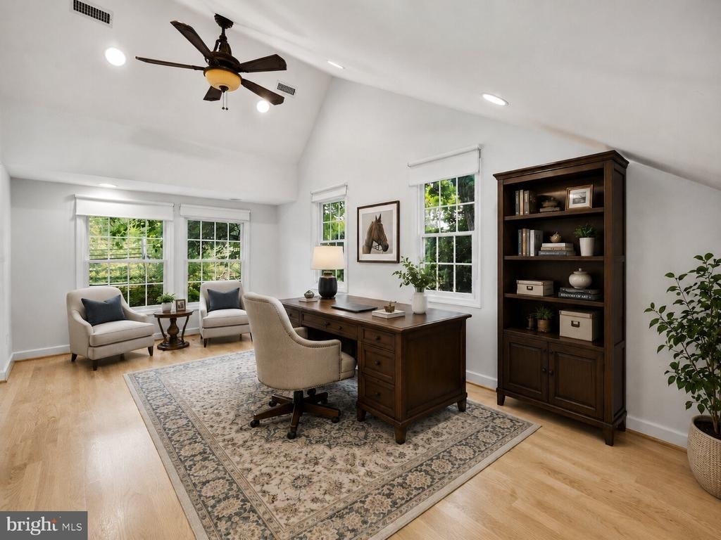 6004 Telegraph Road - Photo 13