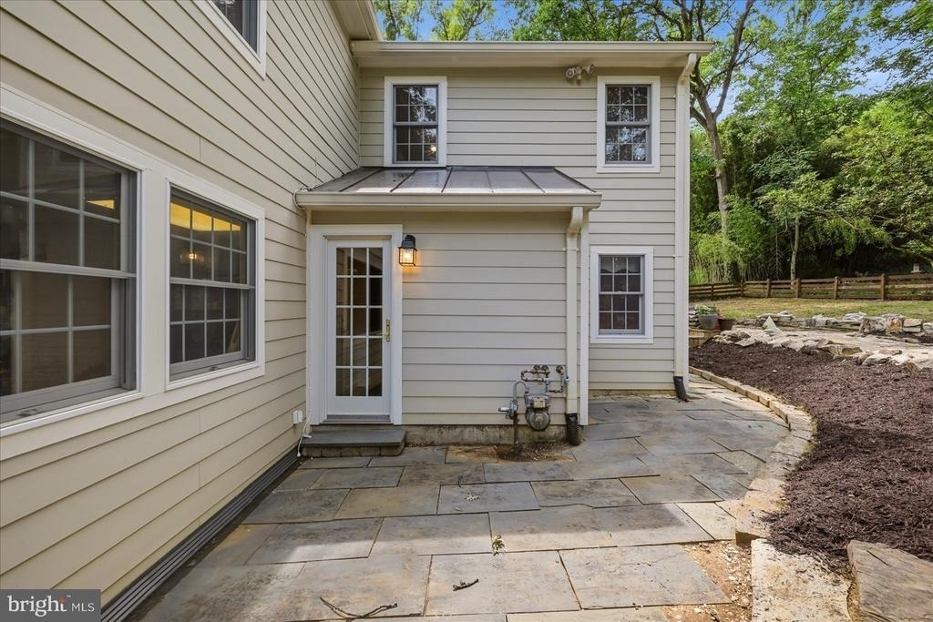 6004 Telegraph Road - Photo 24