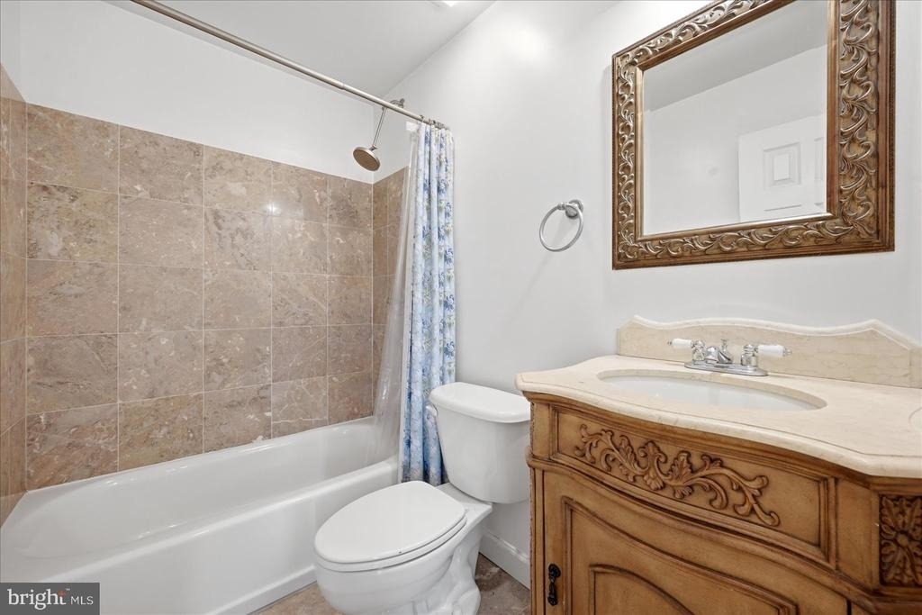 6004 Telegraph Road - Photo 20