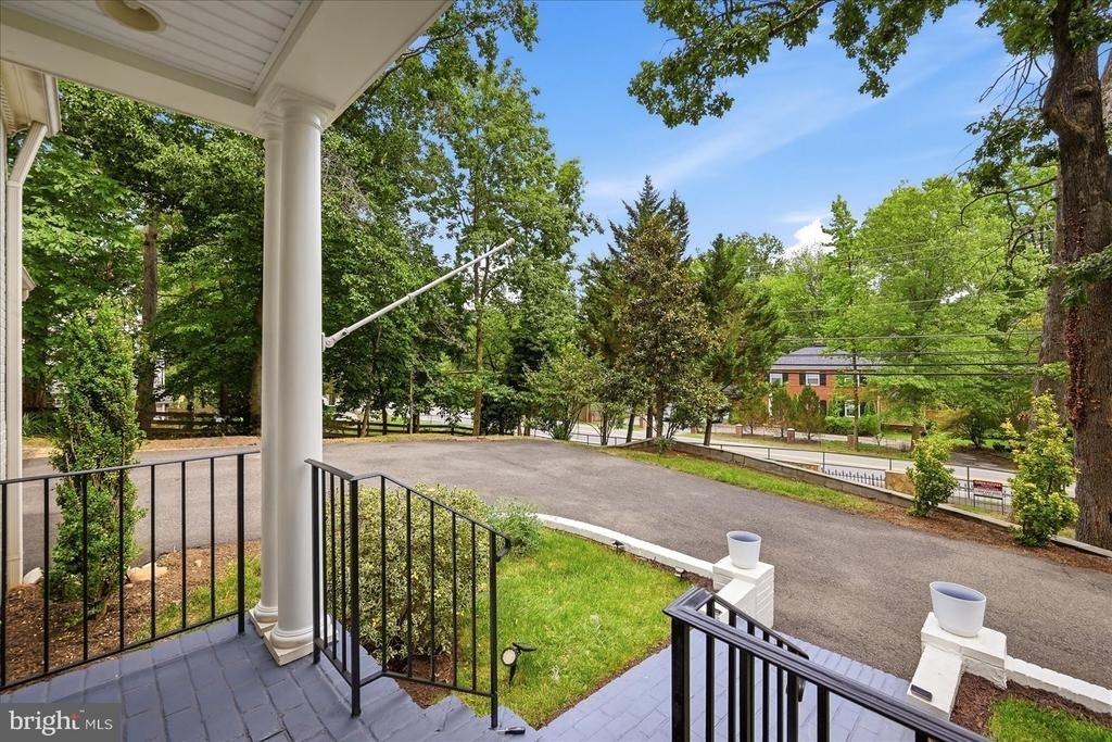 6004 Telegraph Road - Photo 27