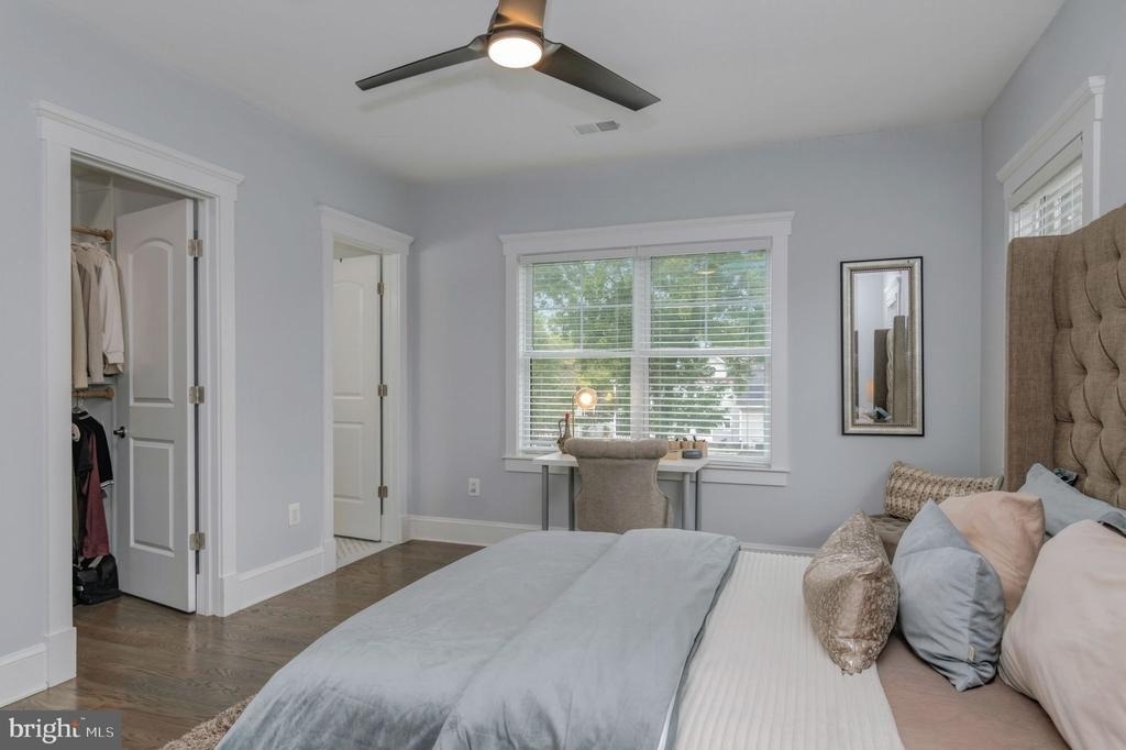 10704 Warwick Avenue - Photo 33
