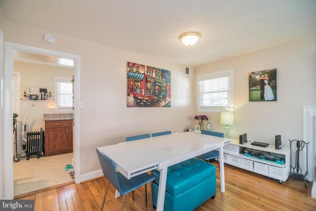 415 W Broad Street - Photo 9