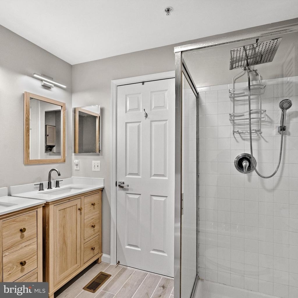 5117 Donovan Drive - Photo 24