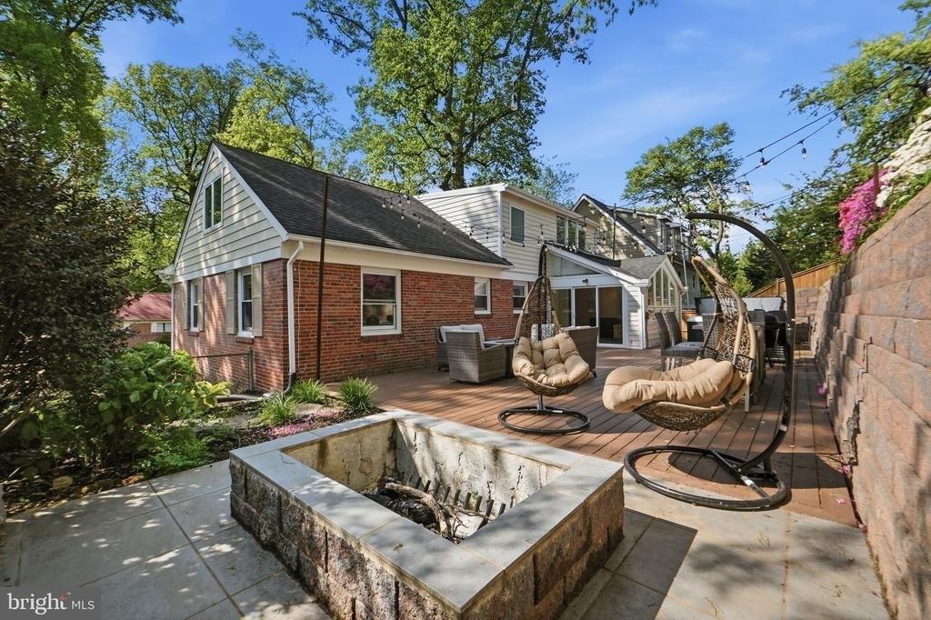 2351 N Vermont Street N - Photo 43