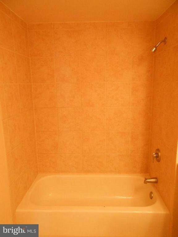 851 Glebe Road - Photo 7