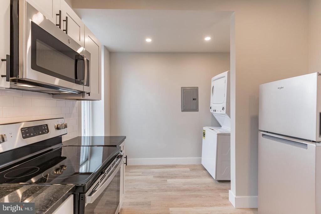1512 S 58th Street - Photo 6