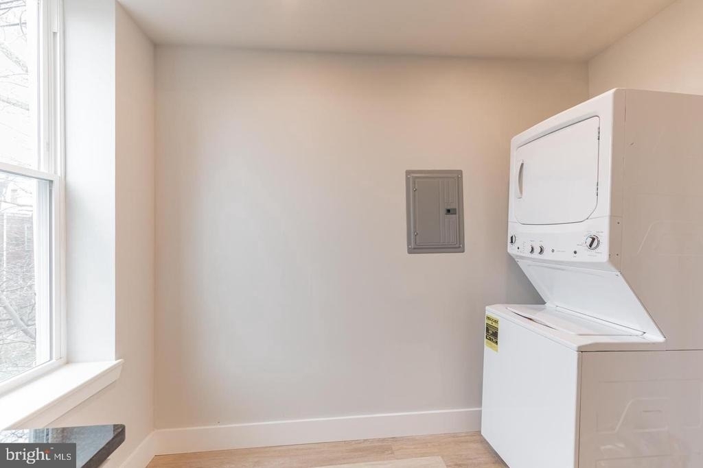 1512 S 58th Street - Photo 8