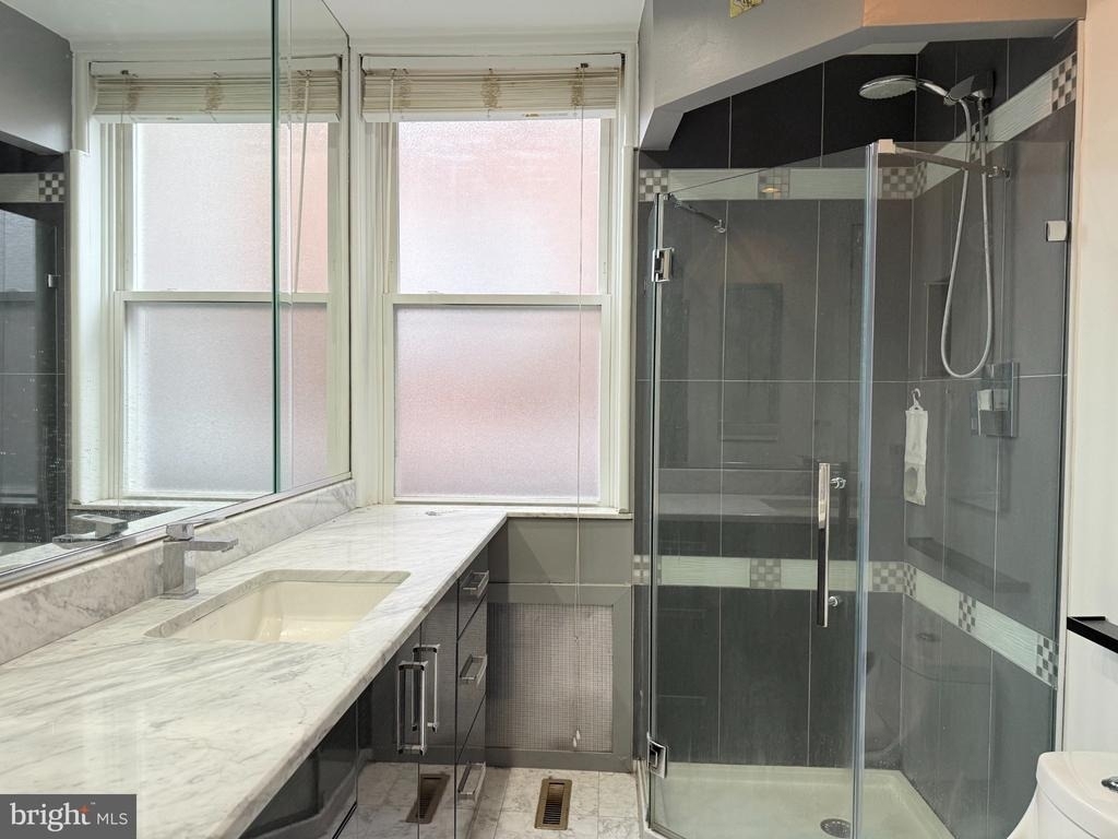 1411 S Broad Street - Photo 19