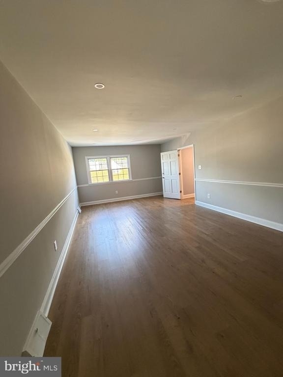 4428 Solly Avenue - Photo 6