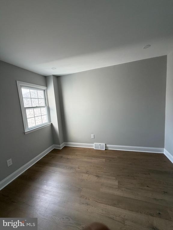 4428 Solly Avenue - Photo 3