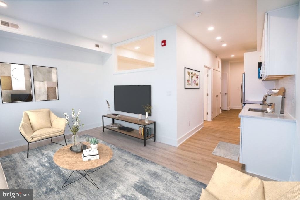 1324 Frankford Avenue - Photo 4