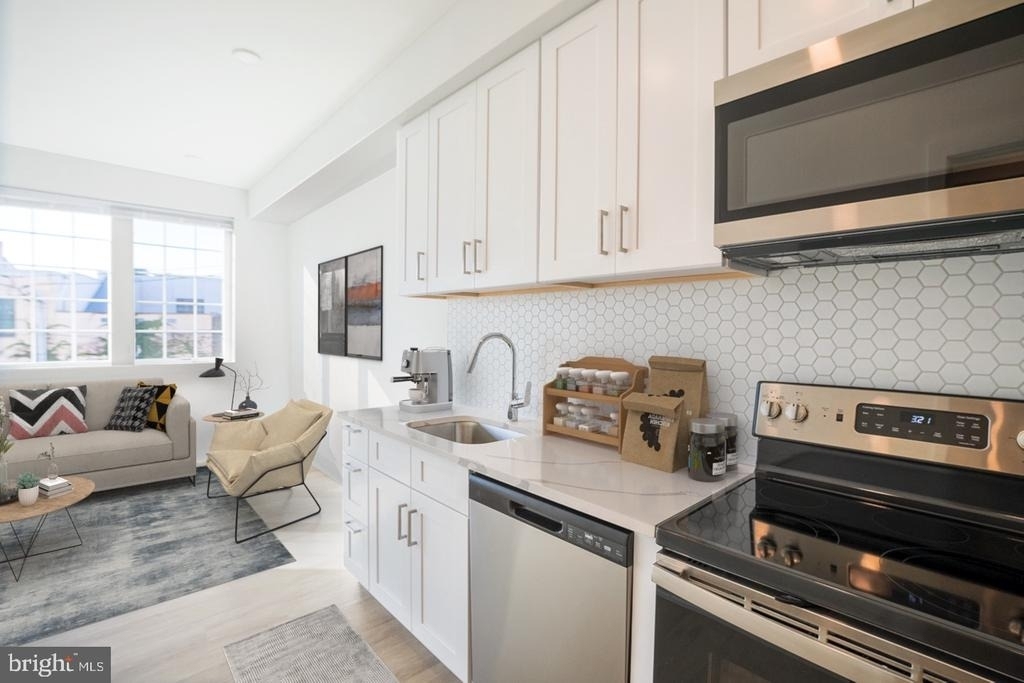 1324 Frankford Avenue - Photo 0