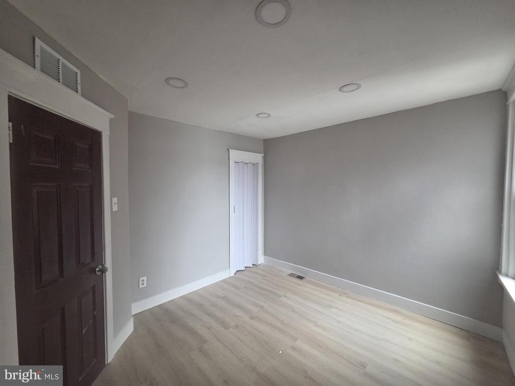 4263 Neilson Street - Photo 11