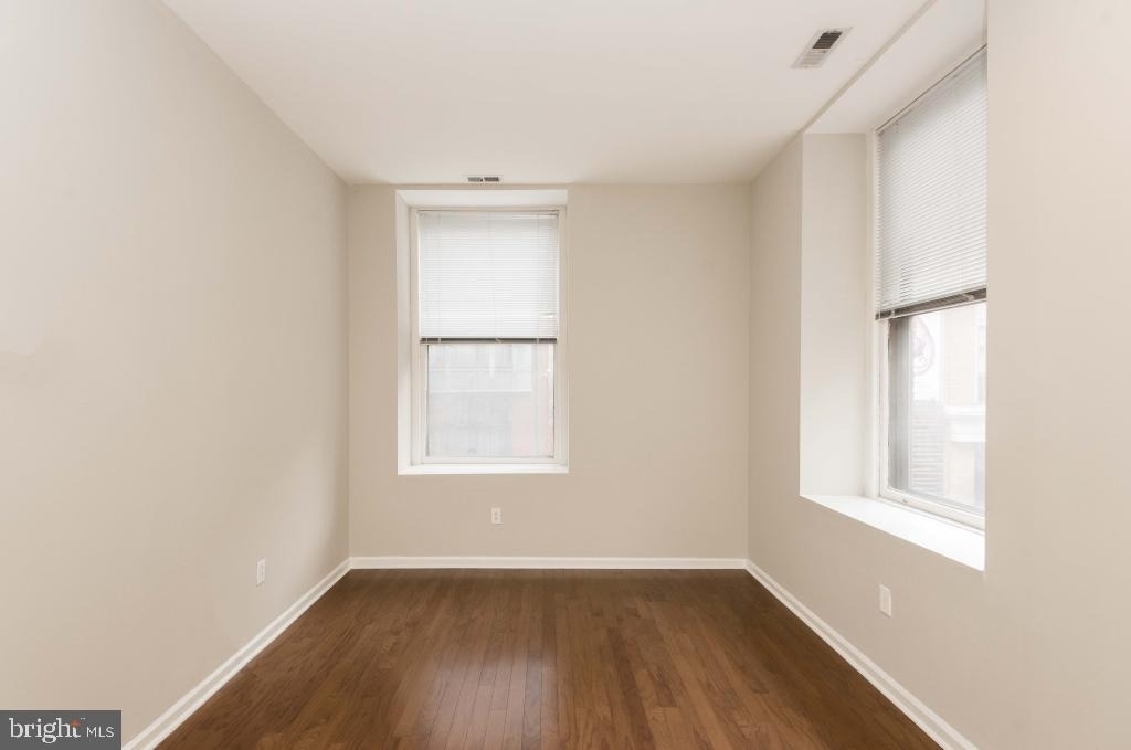 145 S 13th Street - Photo 3
