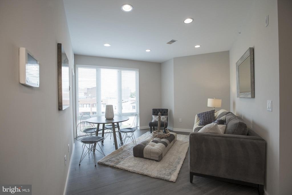 1508 Ridge Avenue - Photo 1
