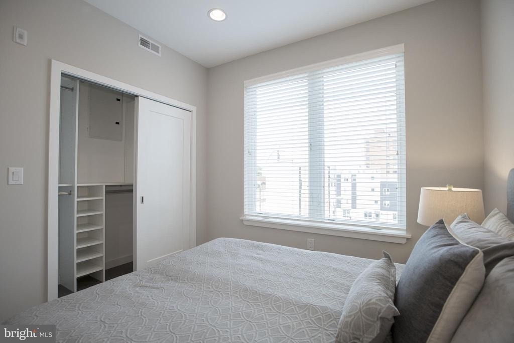1508 Ridge Avenue - Photo 9