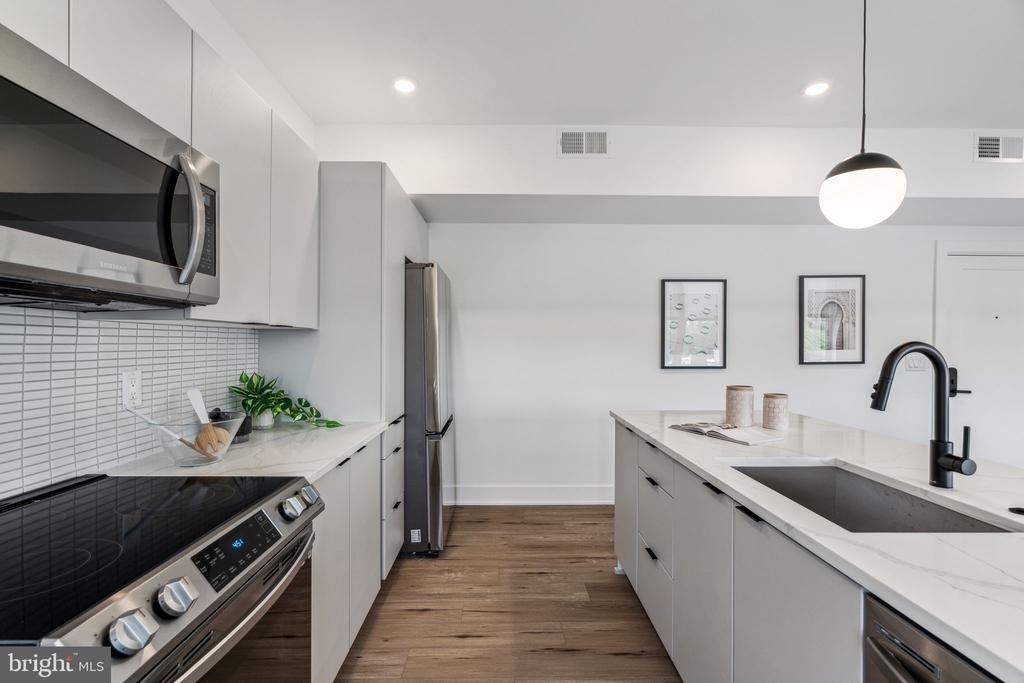 139 W Chelten Avenue - Photo 6