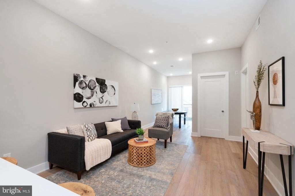 52 W Washington Lane - Photo 16