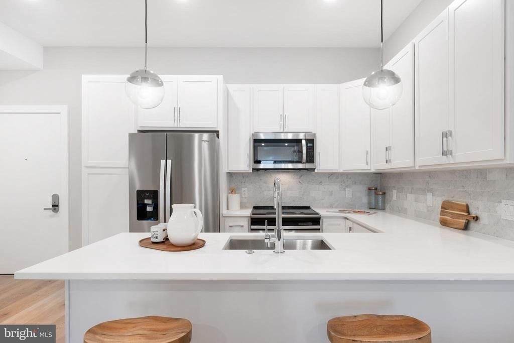 52 W Washington Lane - Photo 9