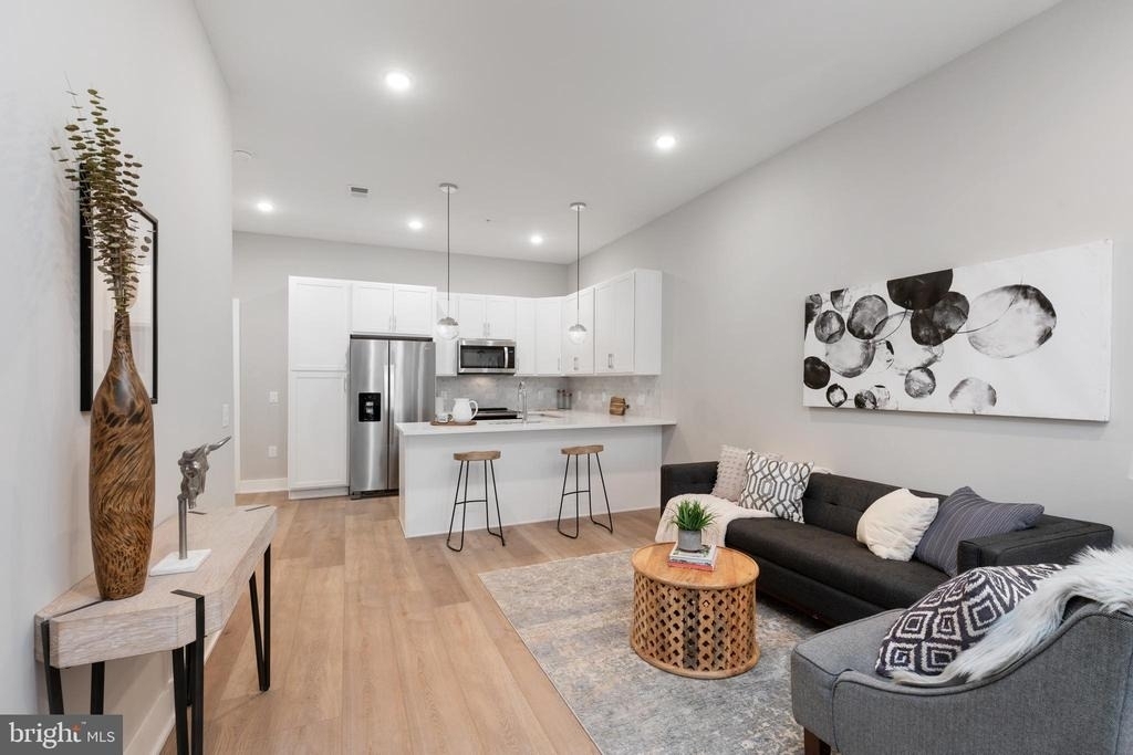 52 W Washington Lane - Photo 2