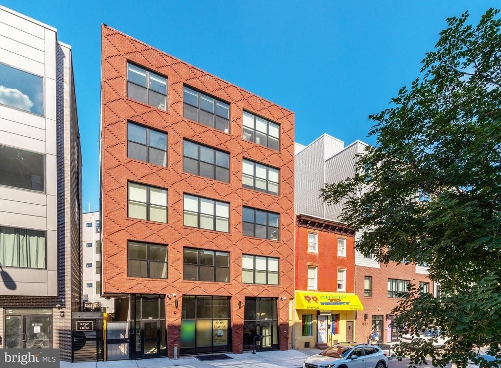 1533-1535 Ridge Avenue - Photo 18