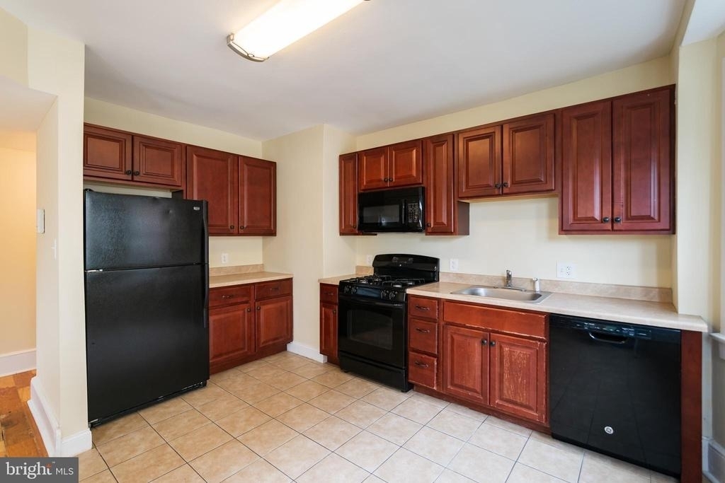 2248 Bryn Mawr - Photo 6